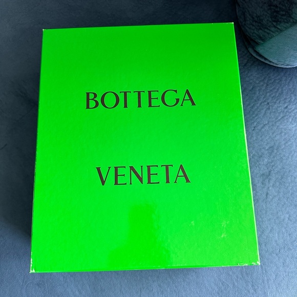 Bottega Veneta Black & Pink Chelsea Tire boots Size 40 - Picture 2 of 9